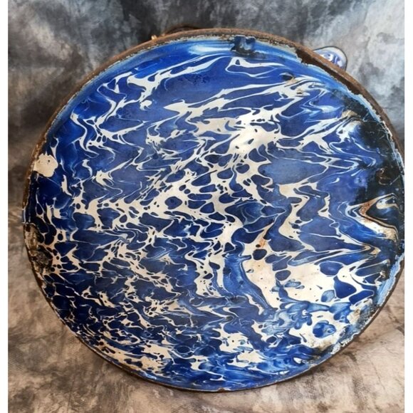 Vintage Blue & White Swirl Graniteware Coffee Pot With Handle & Lid - Picture 4 of 7